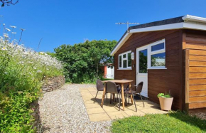 Little Oaks Chalet - St. Merryn, Padstow